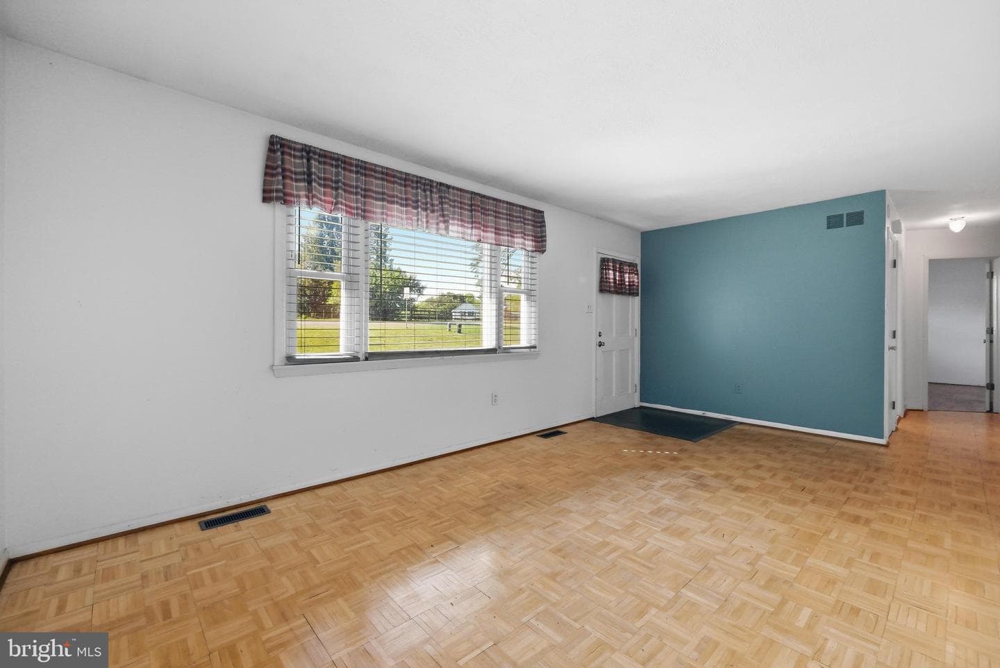 608 Oak Tree Road photo 22