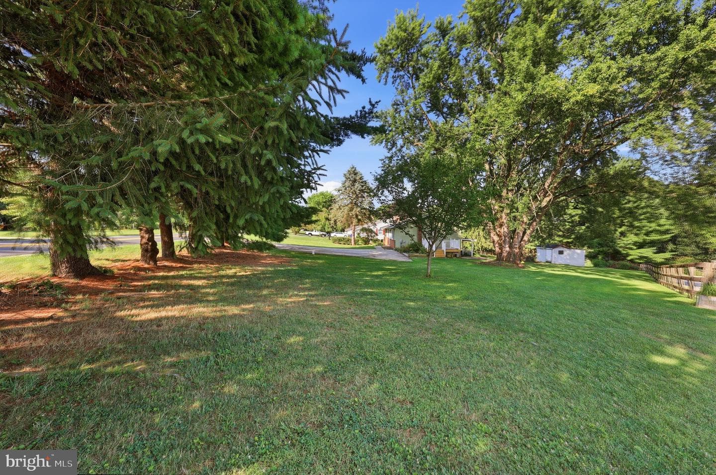 608 Oak Tree Road photo 8