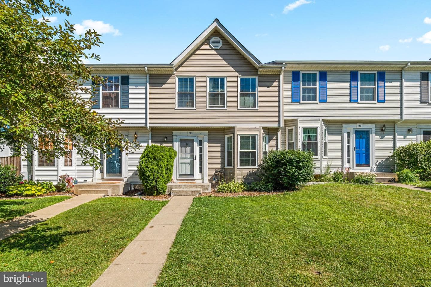 781 Medinah Circle photo 1