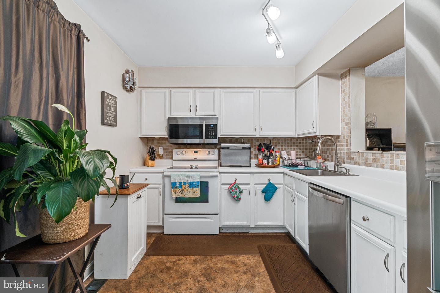 781 Medinah Circle photo 14