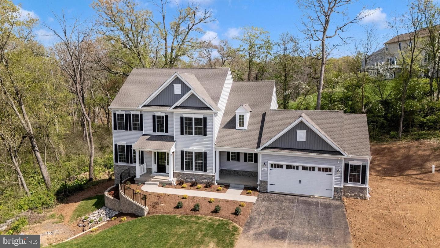 112 Whirlaway Dr. photo 1