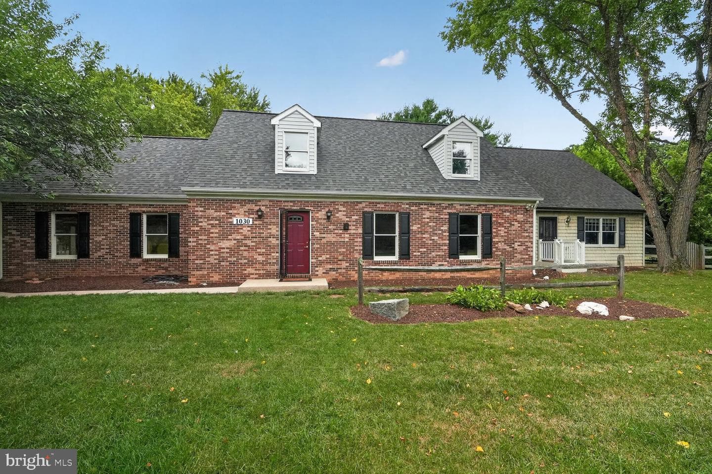 1030 Hook Road photo 1