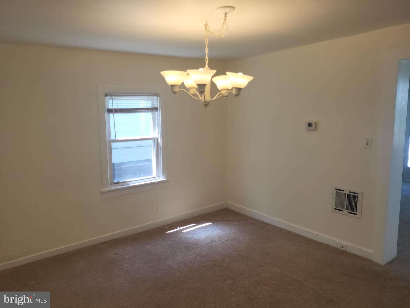 307 Maryland Avenue photo 34