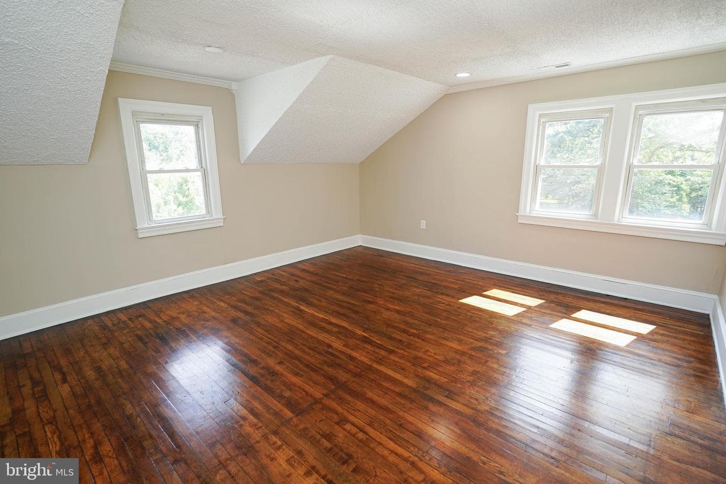 4807 Enm-Rhodesdale Road photo 26