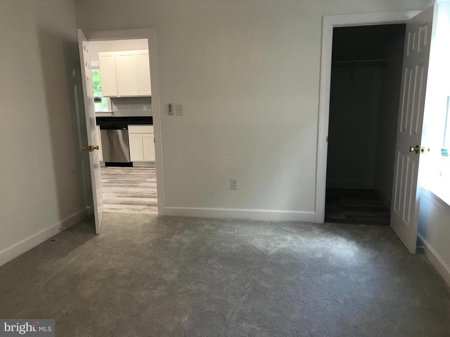 411 Linden Avenue photo 2