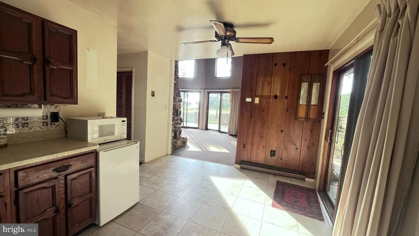 1716 Hudson Road photo 17