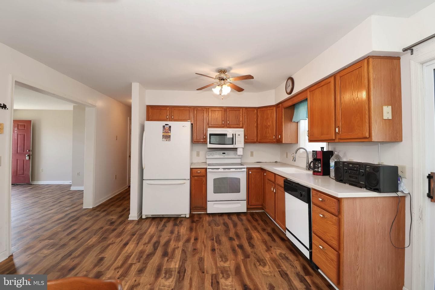5860 Thompsontown Road photo 7