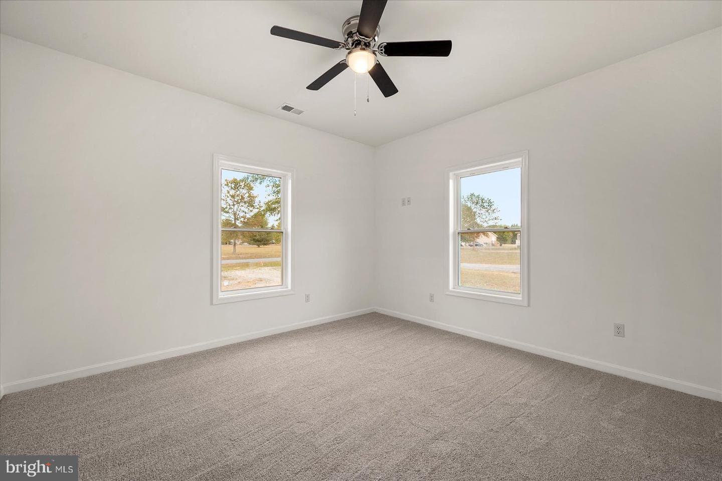 6259 Solomons Circle photo 11