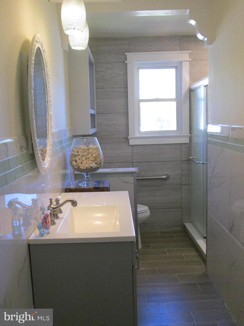 100 Taylor Avenue photo 17