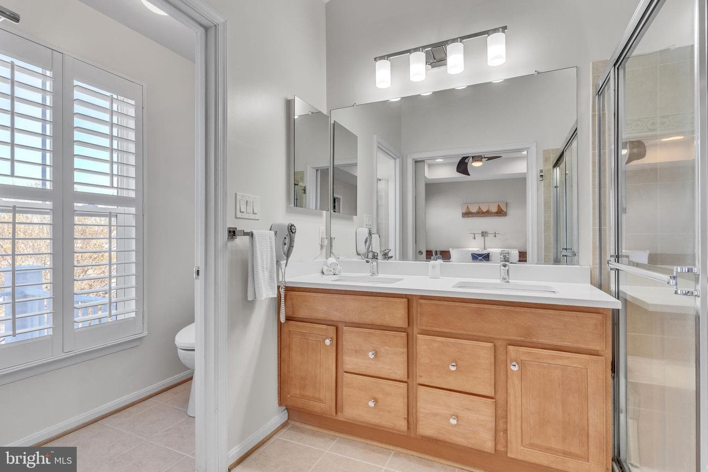 500 Seaway Lane #24 photo 31