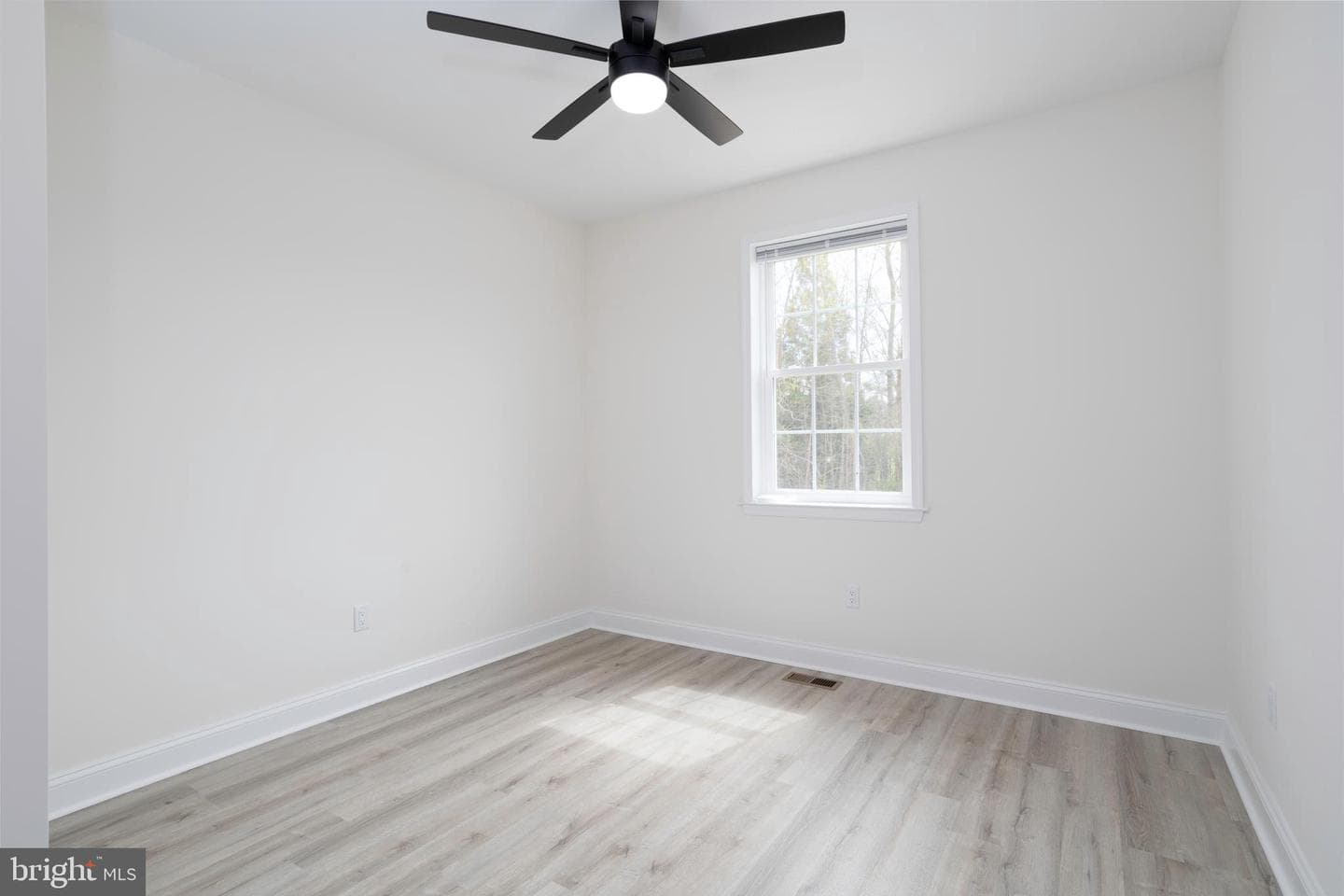 5521 Cedar Grove Road photo 11