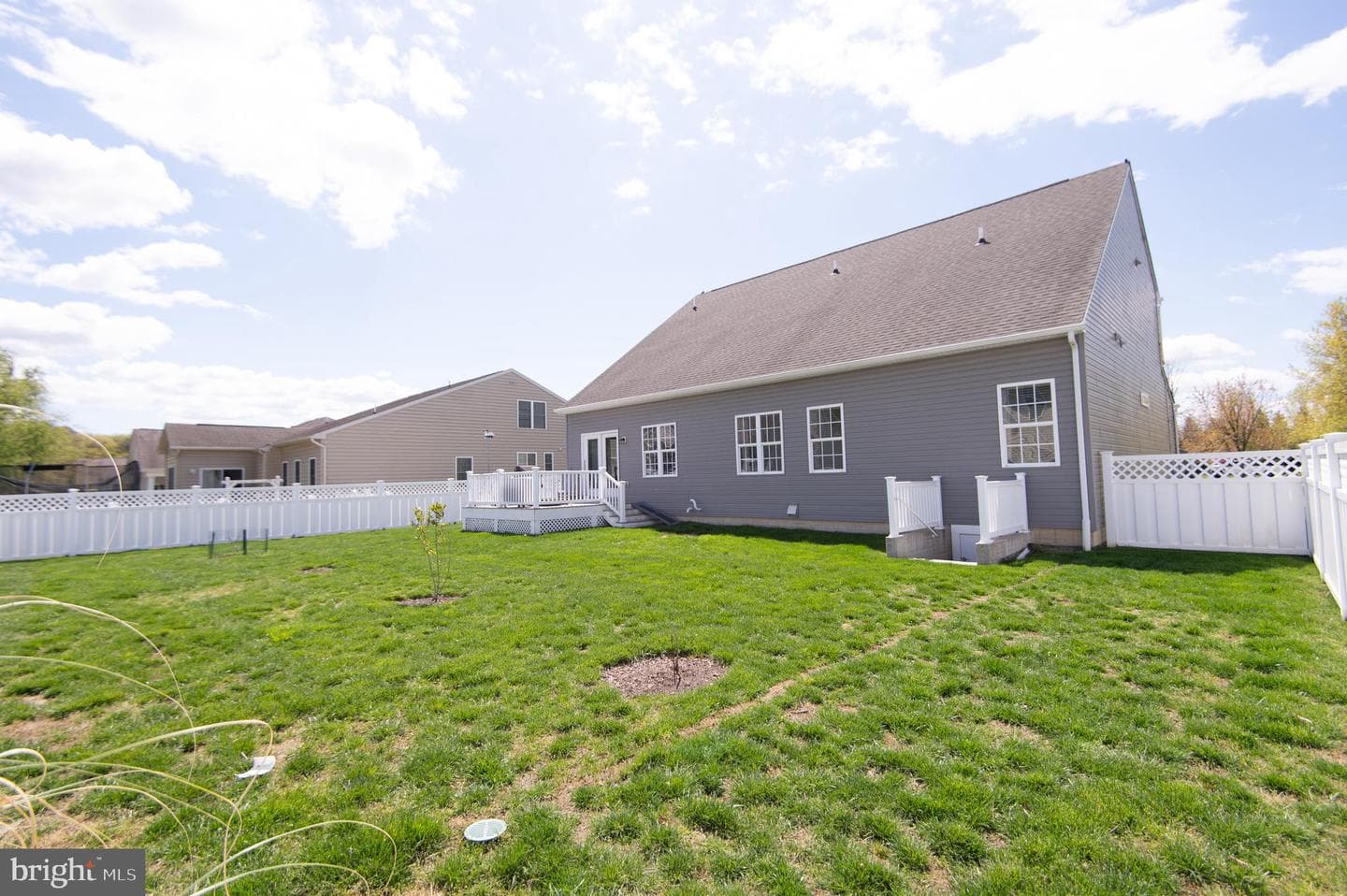 304 Regulator Drive S photo 61