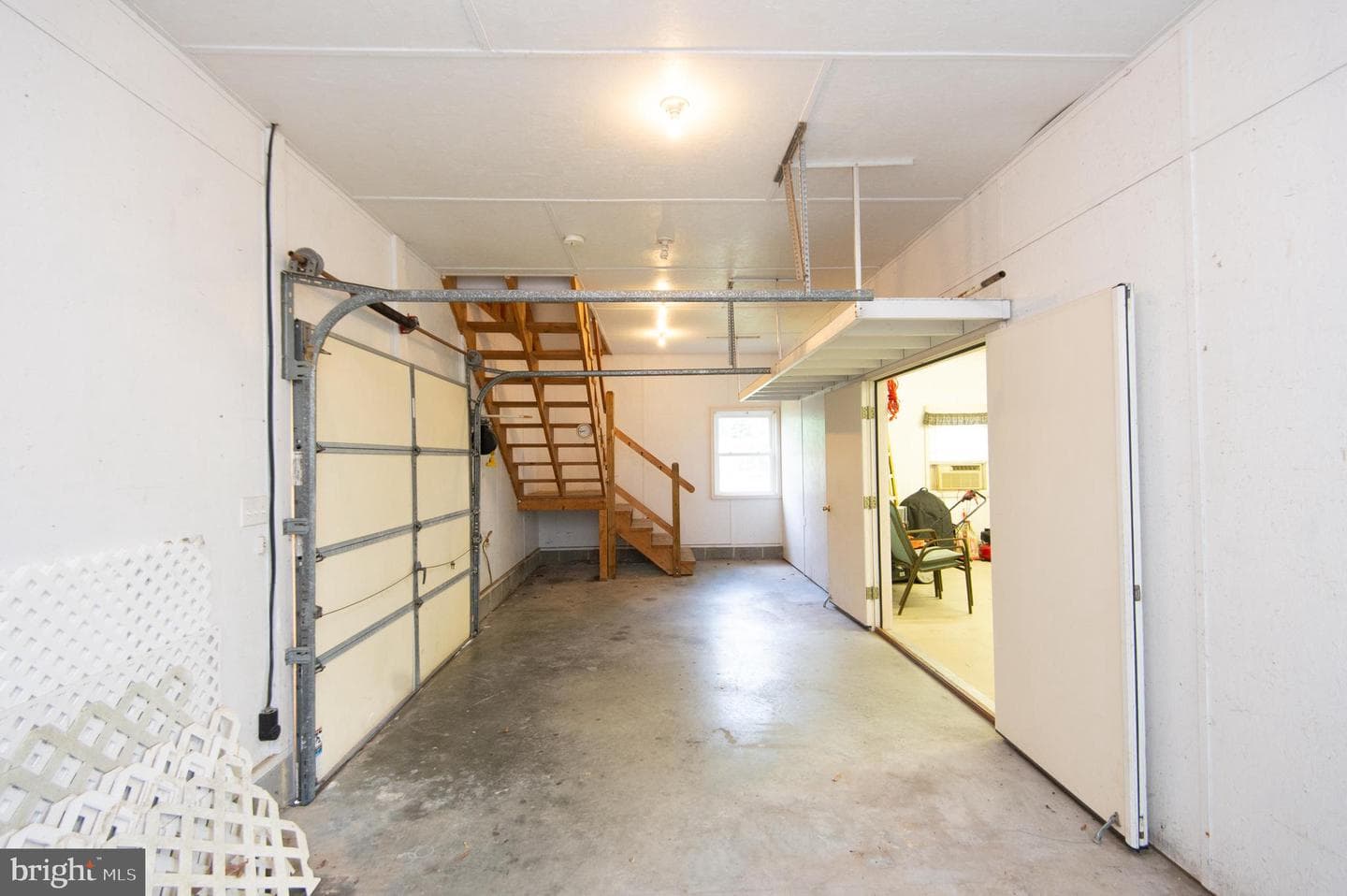 110 Middle Street photo 28