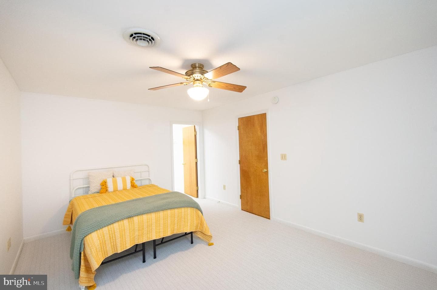 110 Middle Street photo 41
