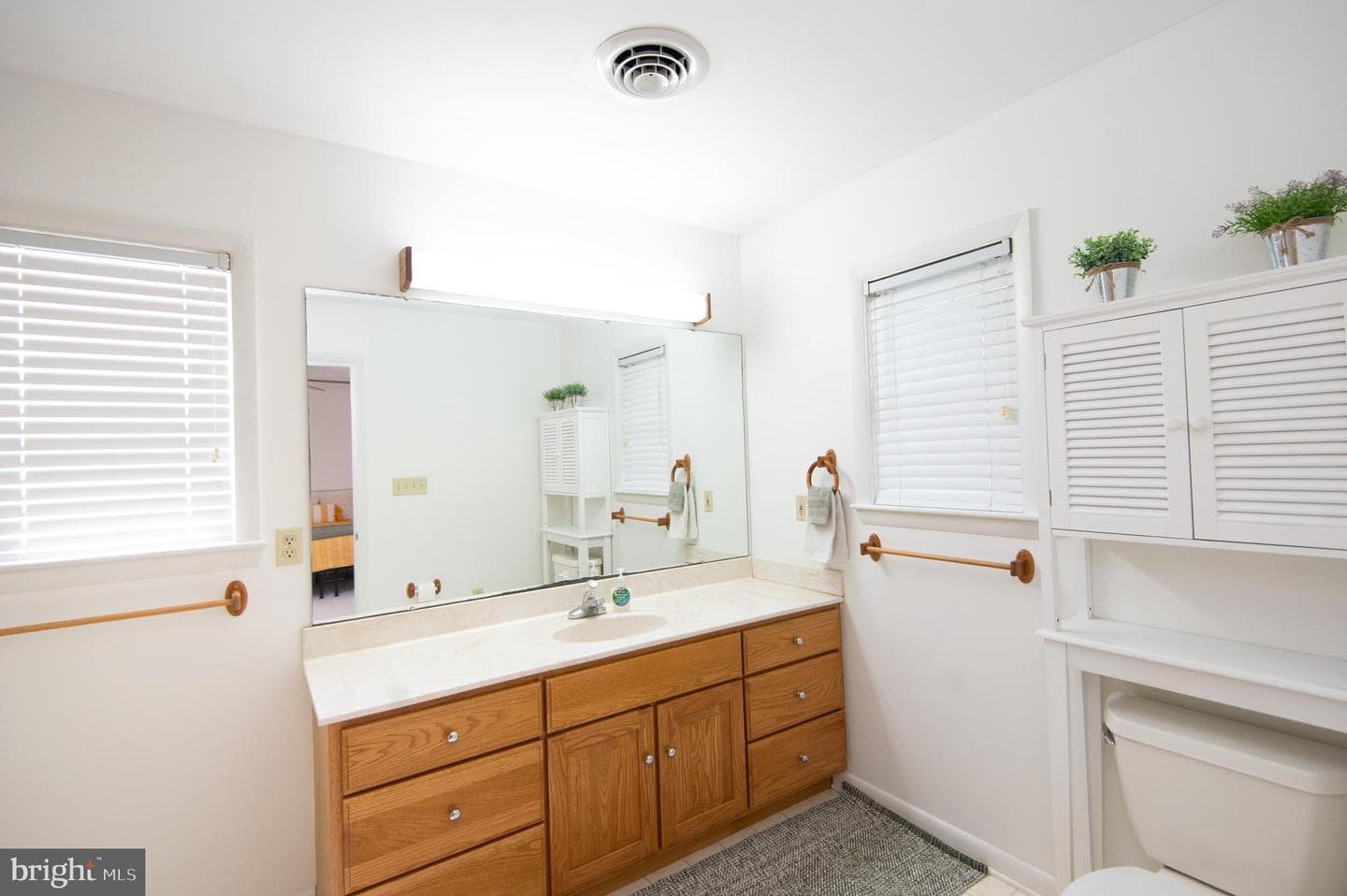110 Middle Street photo 43
