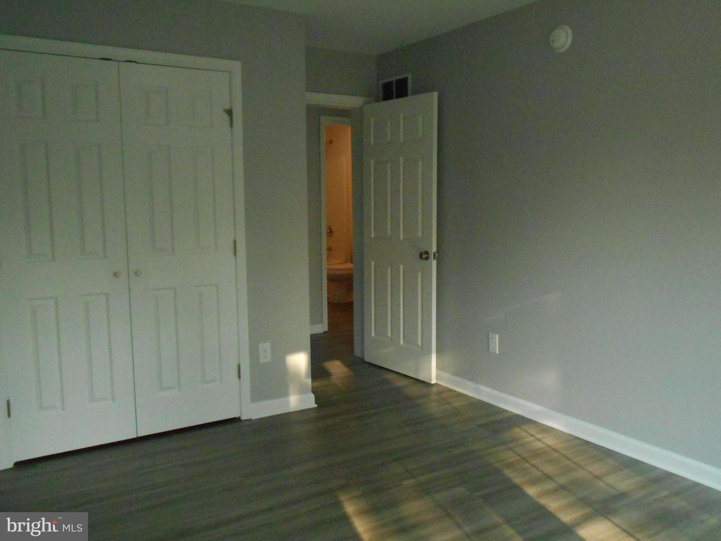 6271 Solomons Circle photo 27