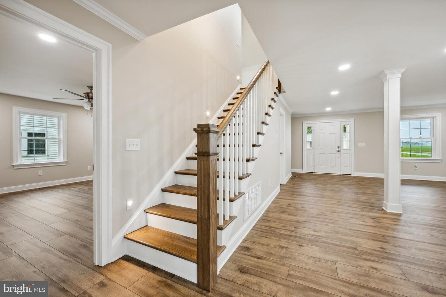 405 Collins Avenue photo 23