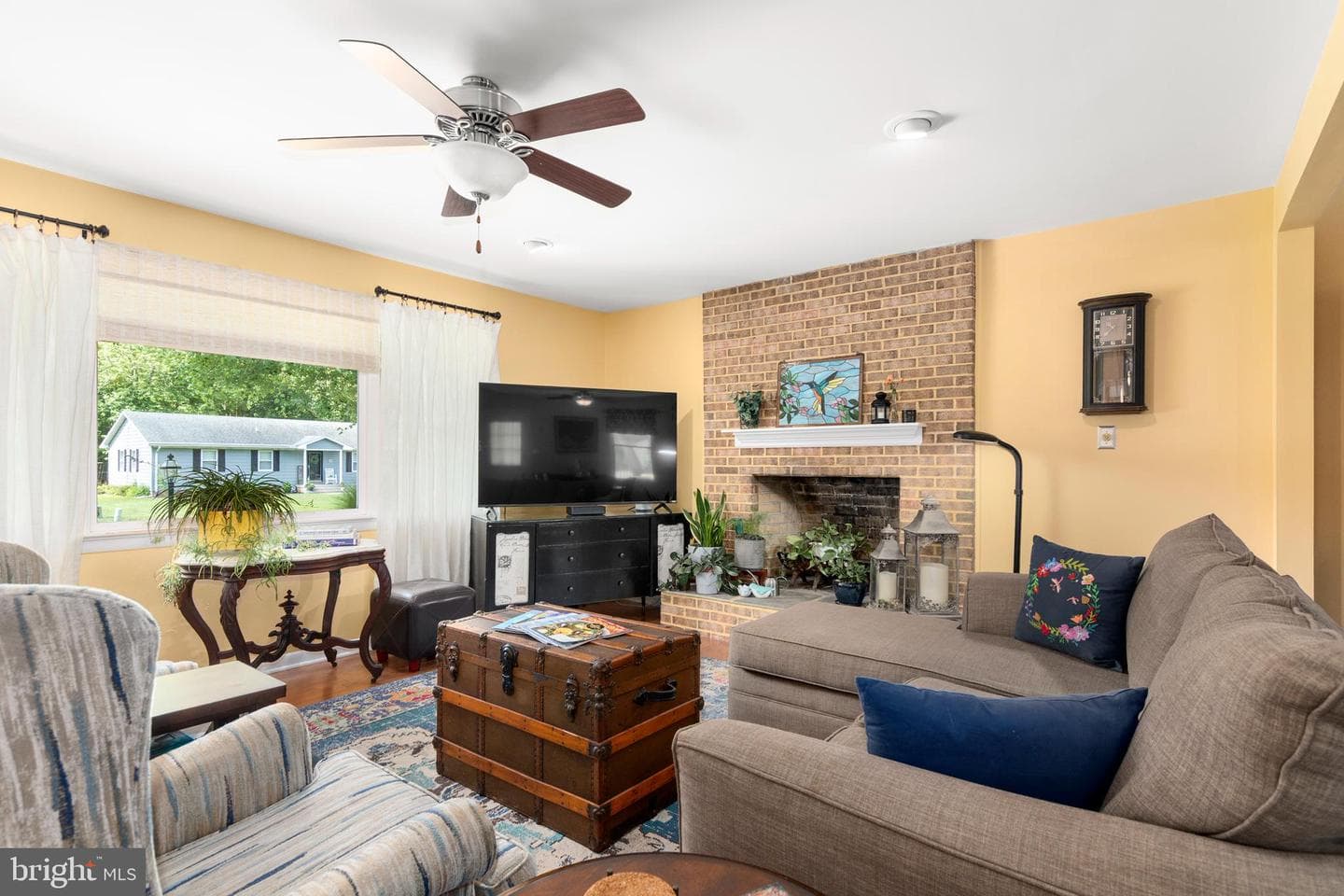 109 Holly Terrace photo 5
