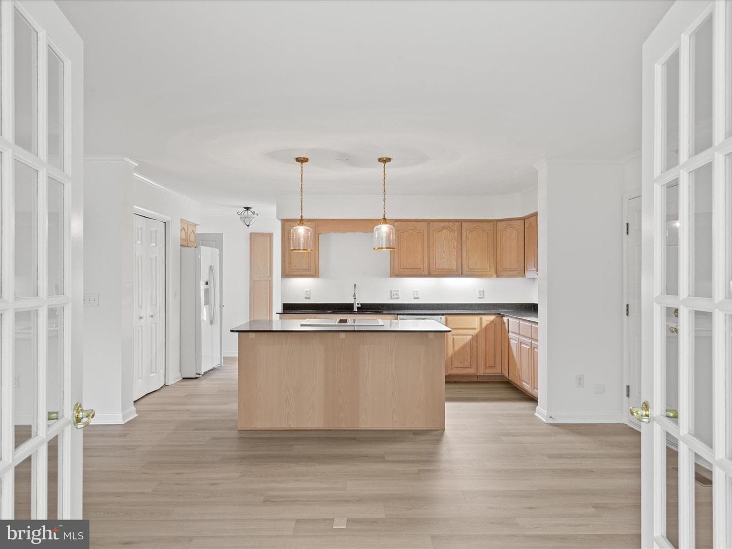206 Bayview Avenue photo 14
