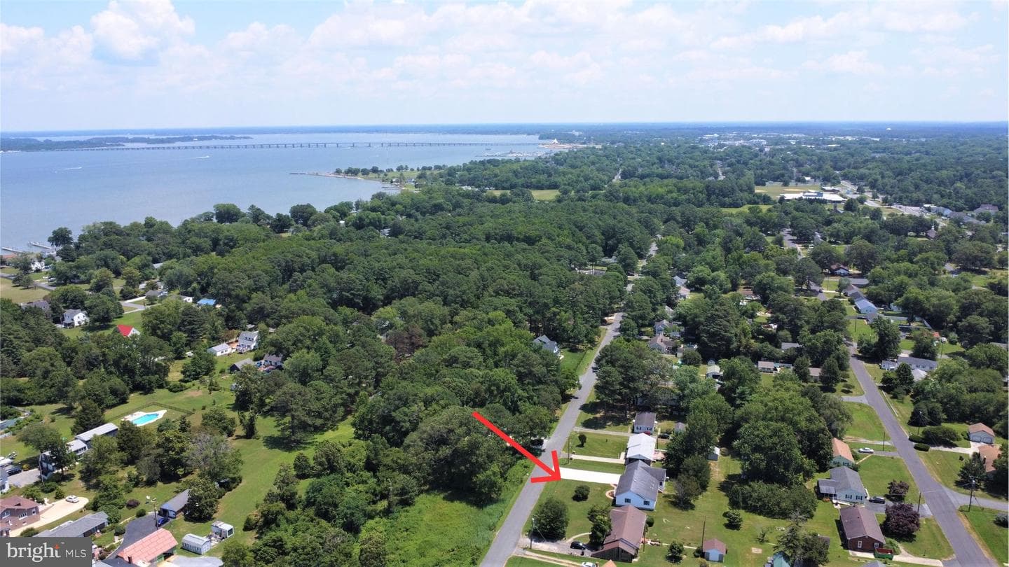 206 Bayview Avenue photo 33