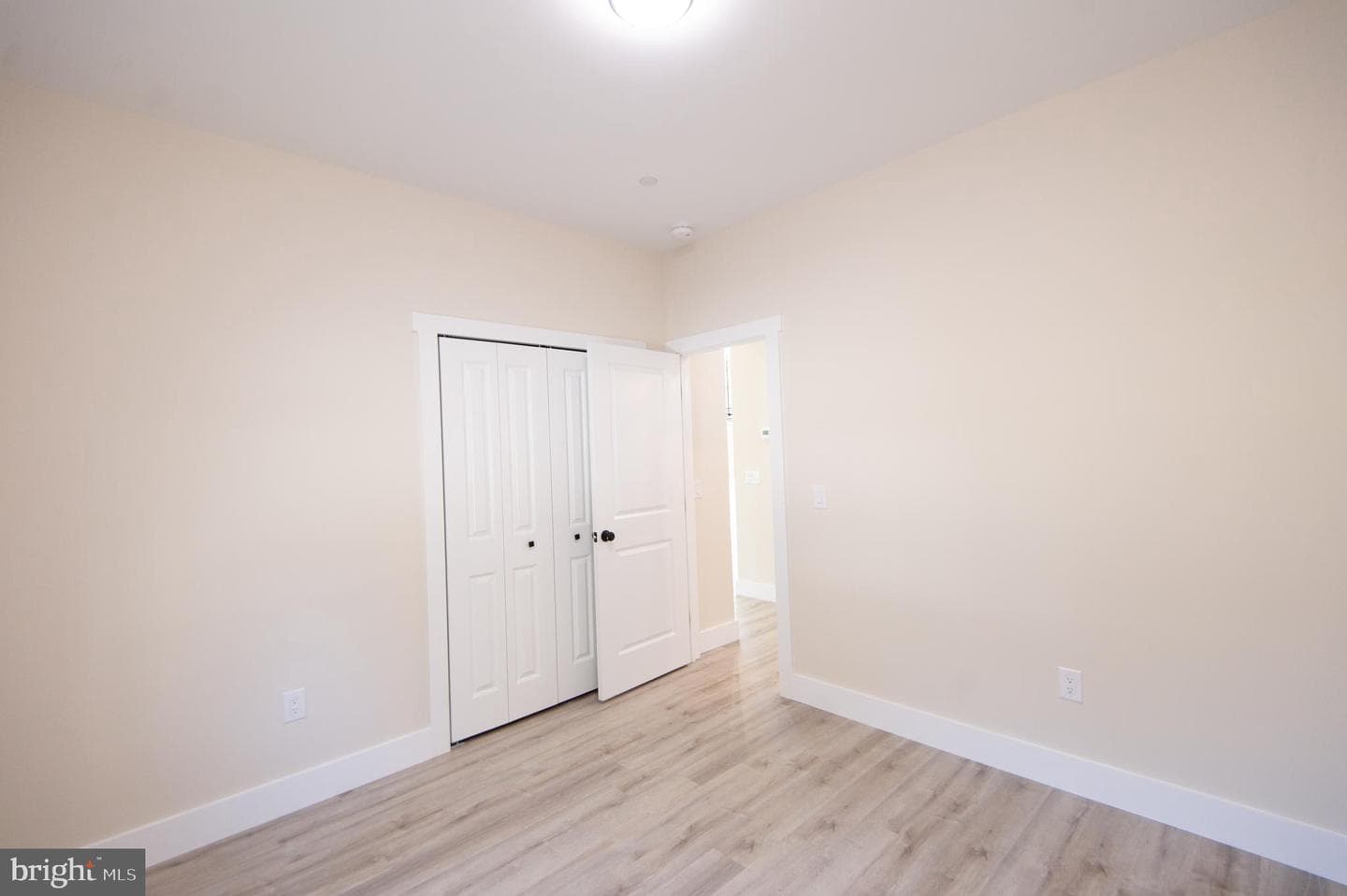 103 Linden Avenue photo 24