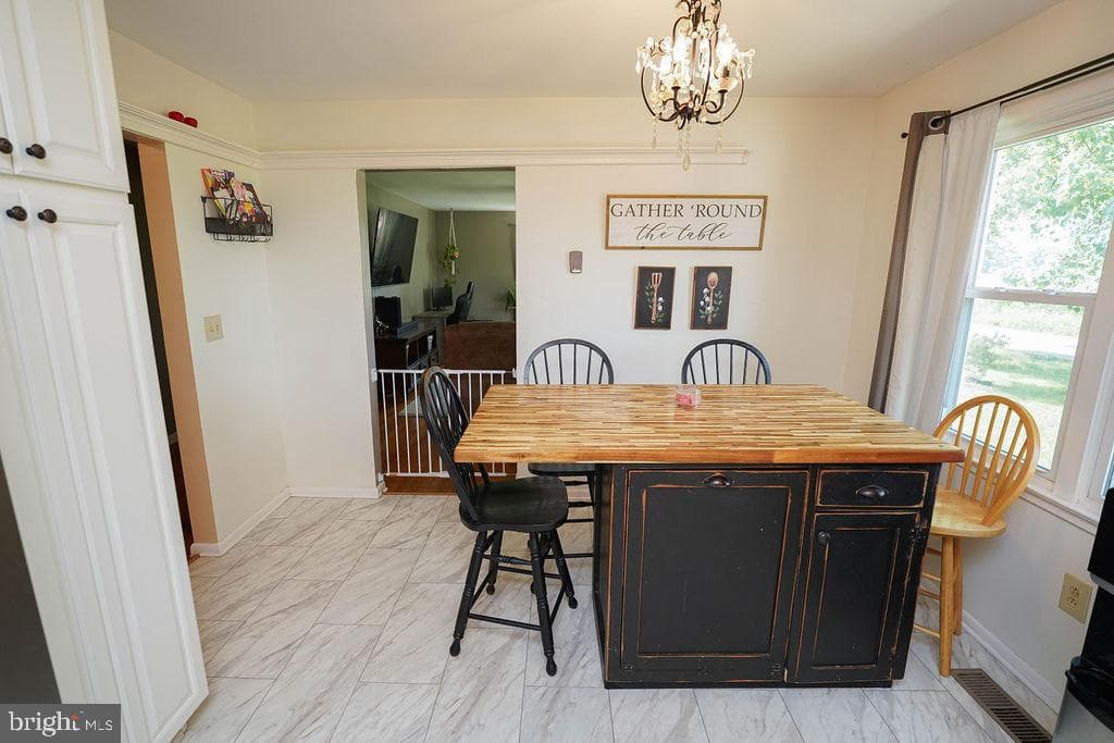 513 Linden Lane photo 13
