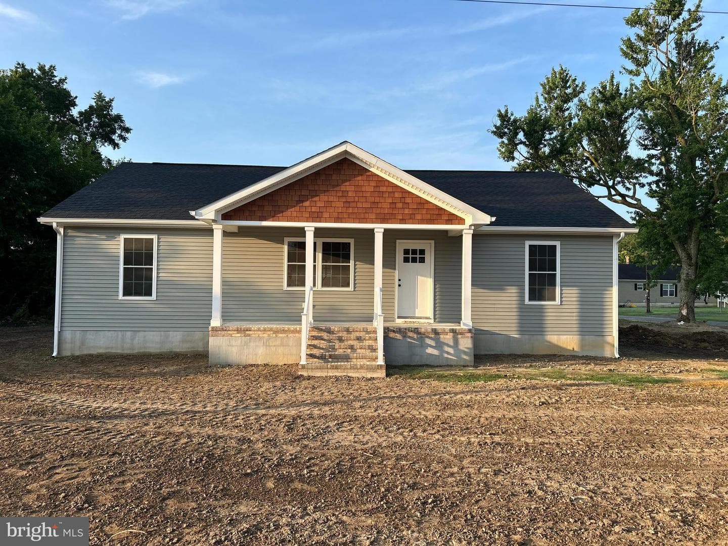 5412 Richardson Road photo 1