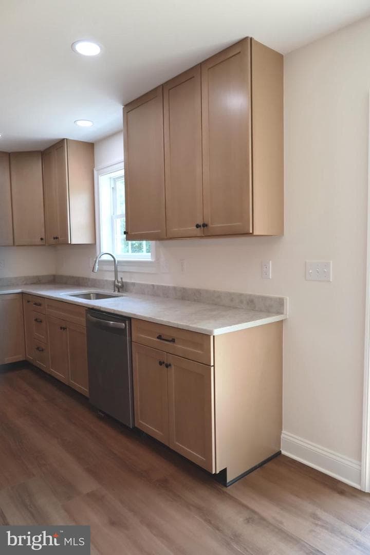 5412 Richardson Road photo 10