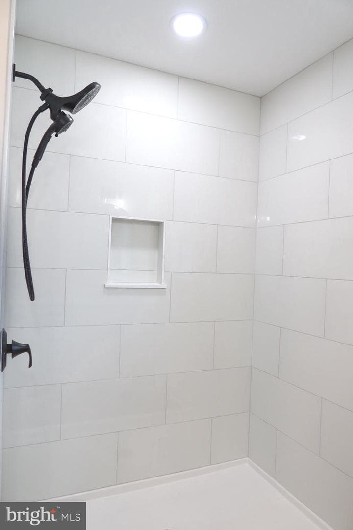 5412 Richardson Road photo 24