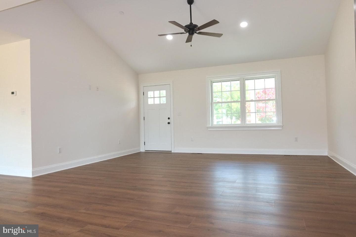 5412 Richardson Road photo 5