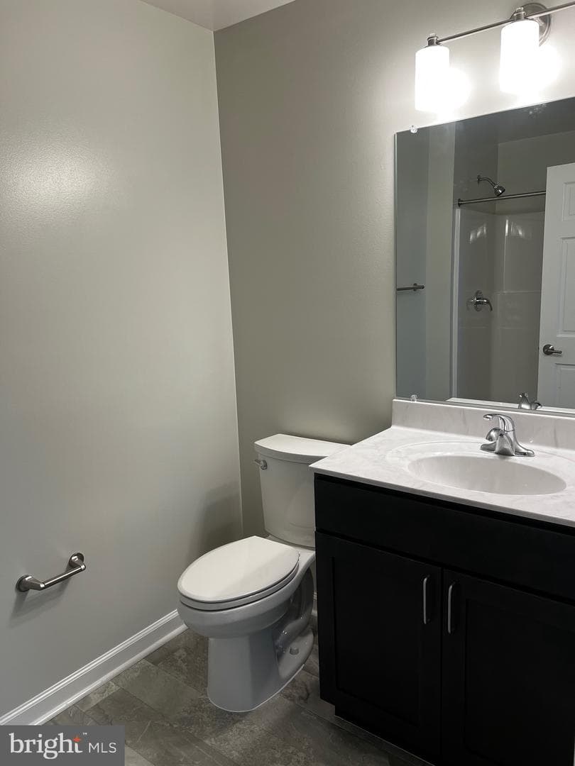 634 Douglas Street photo 26