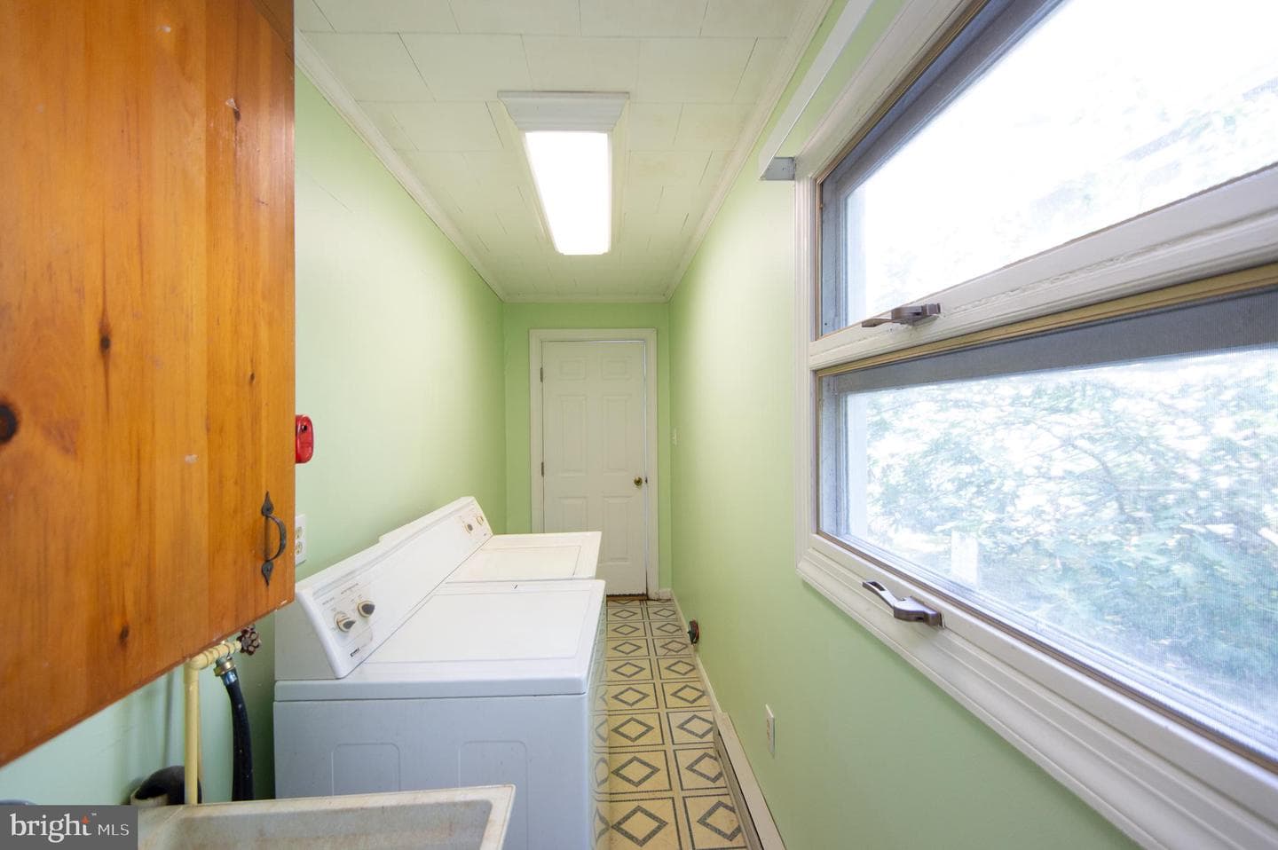 122 Vue De Leau St photo 32