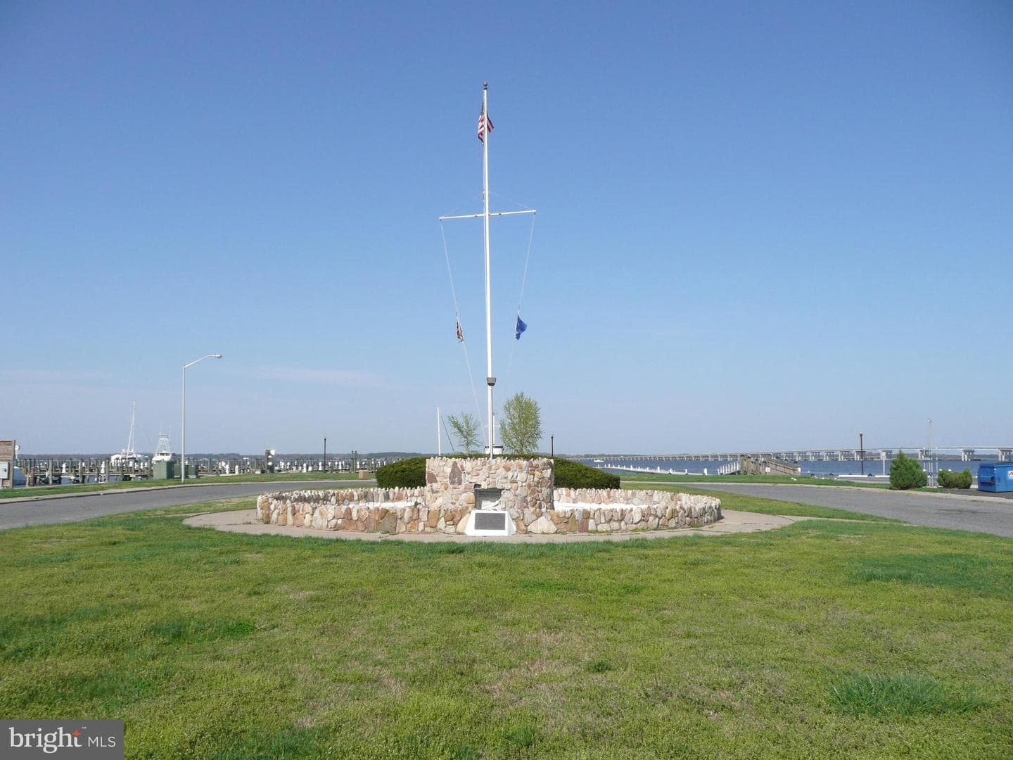 122 Vue De Leau St photo 45