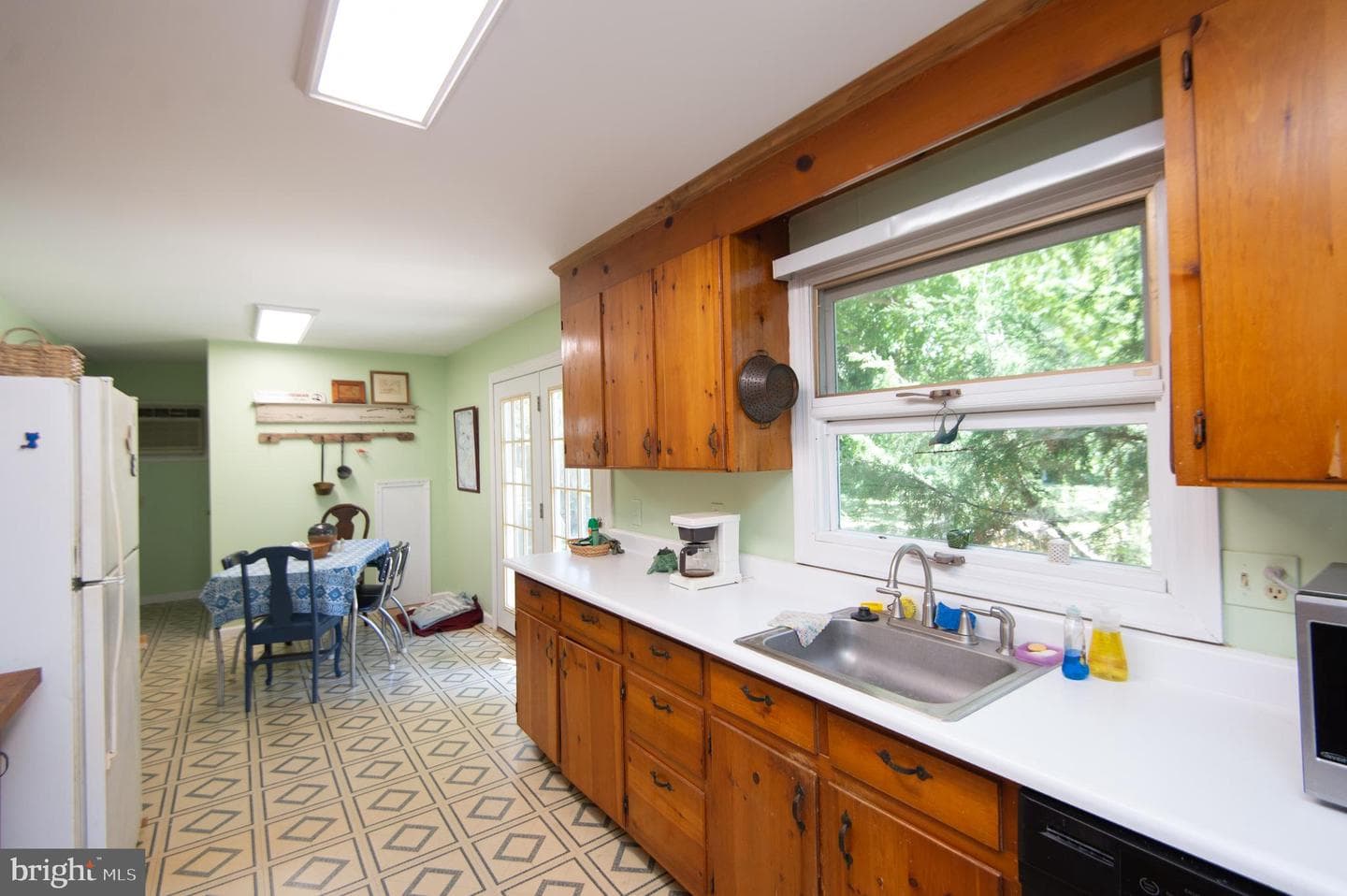 122 Vue De Leau St photo 9
