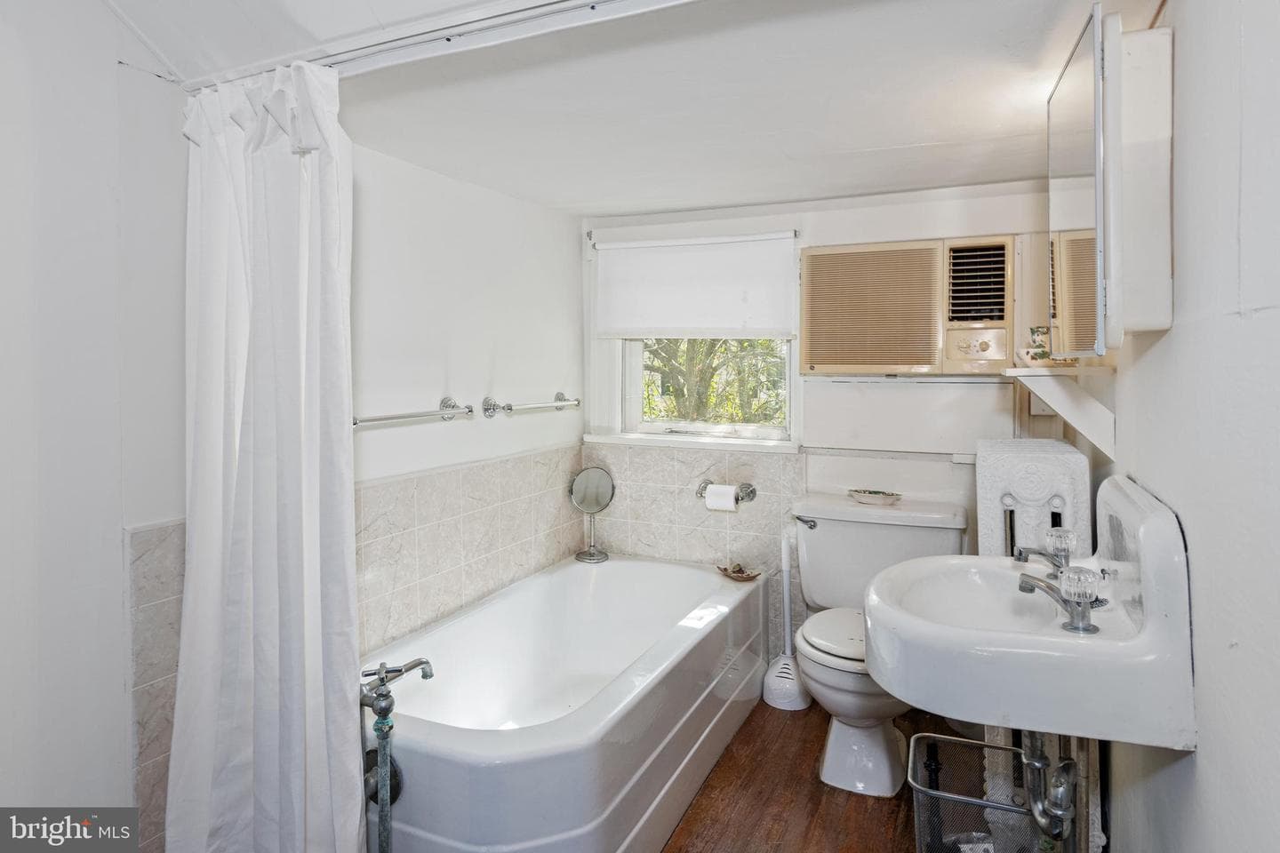 306 Oakley Street photo 29