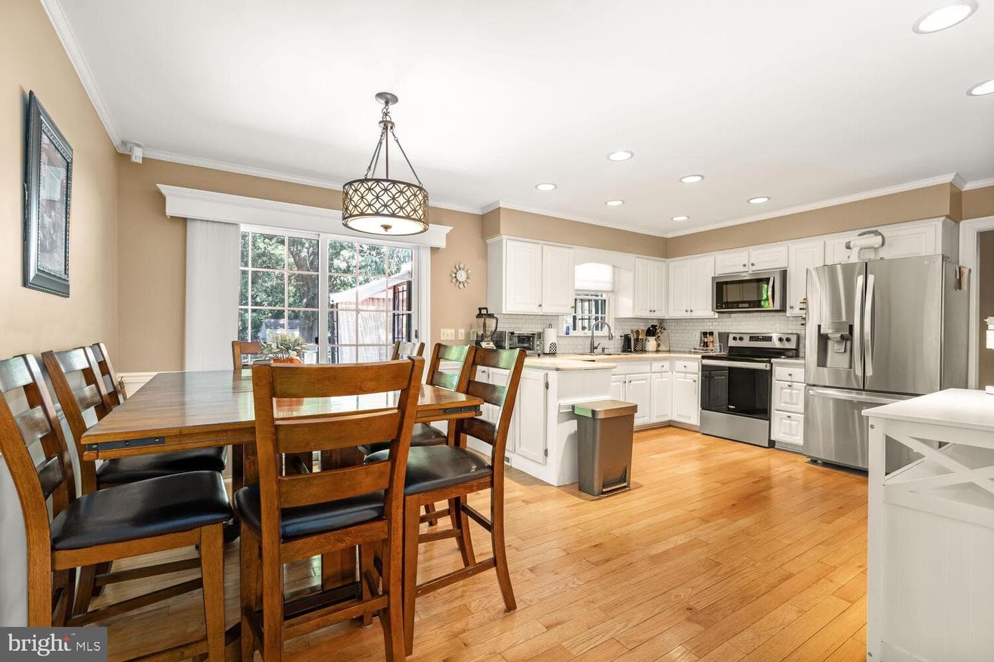 417 Talbot Avenue photo 8