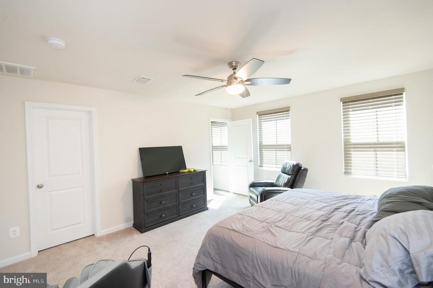112 Mariners Way photo 13
