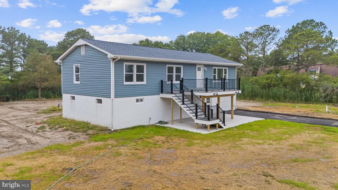 921 Parsons Drive photo 4