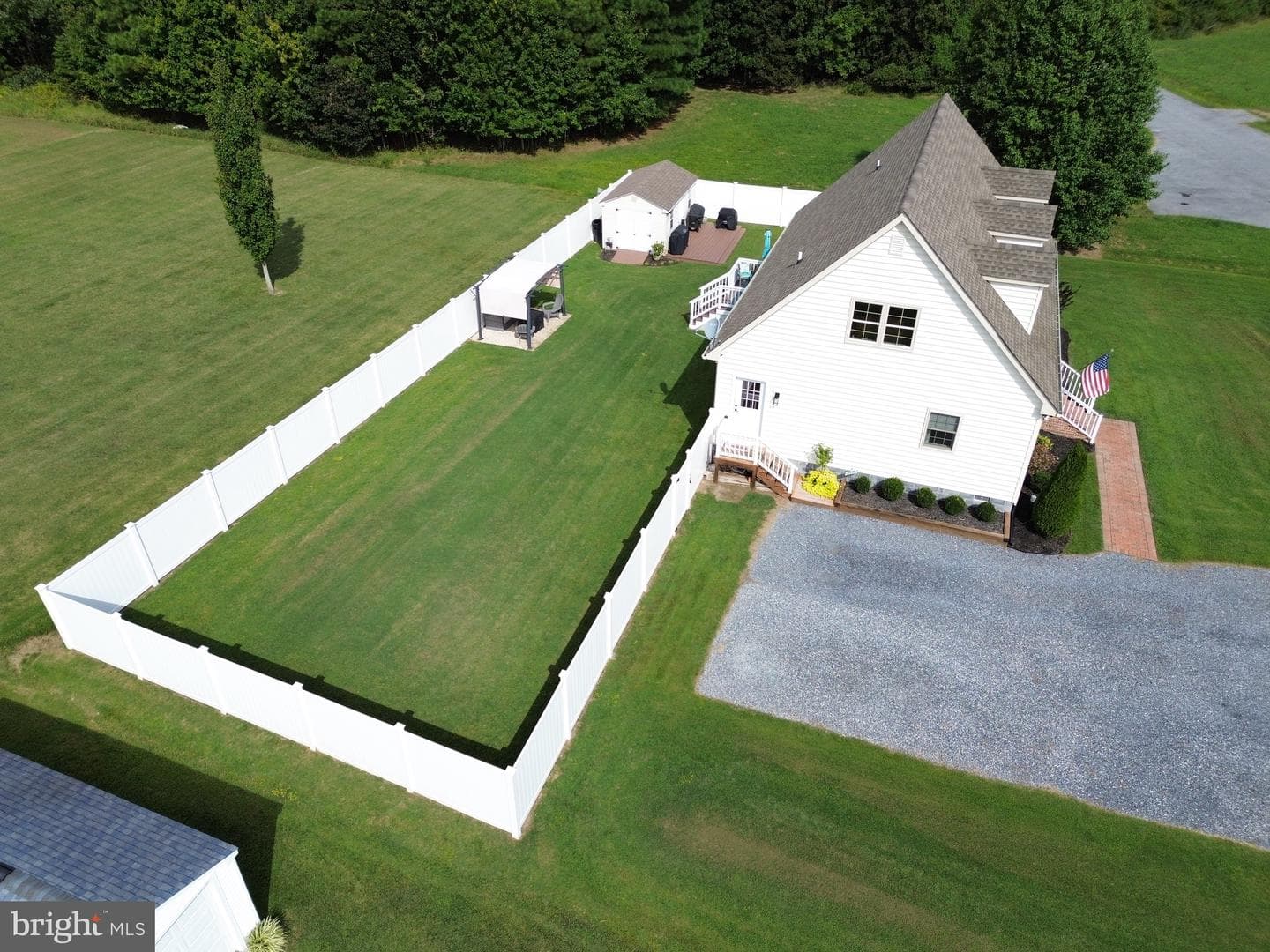 2 Arbutus Terrace photo 36