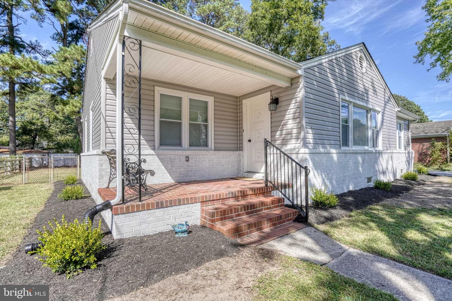 607 Edlon Park Drive photo 4