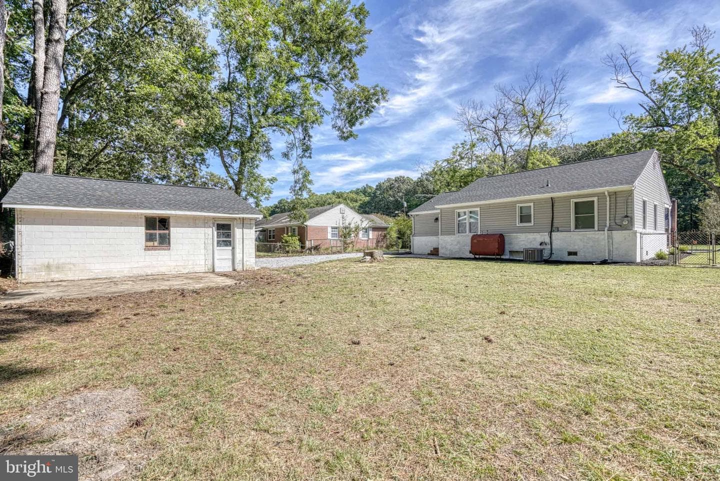 607 Edlon Park Drive photo 7