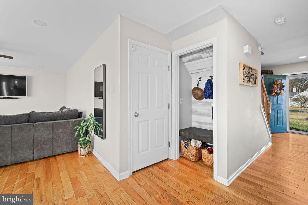 4445 Rolling Acres Drive photo 10