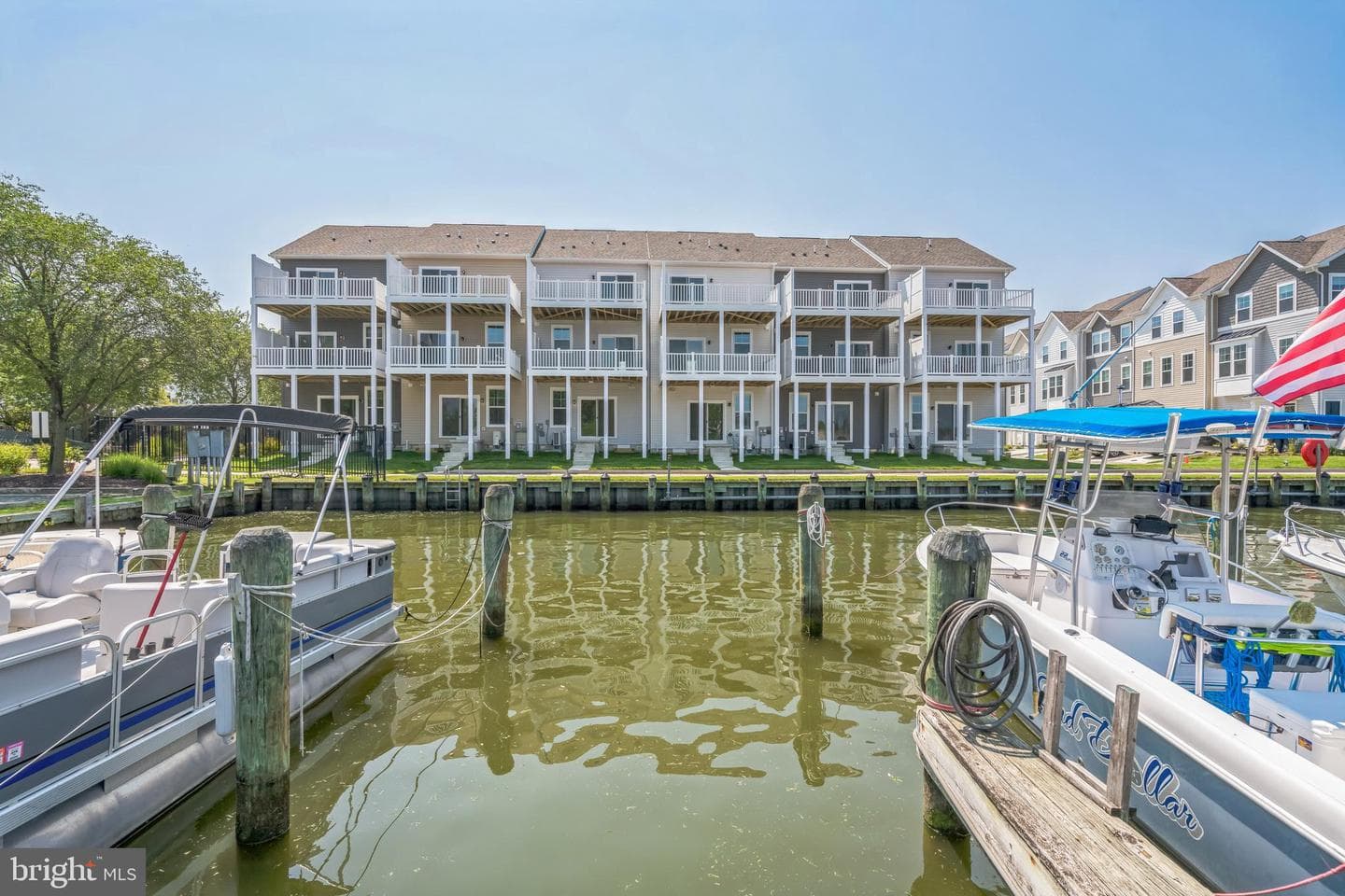 10 Riverside Wharf photo 16