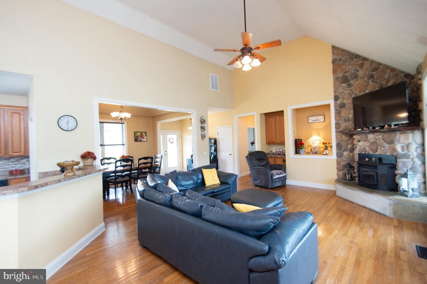 6713 Bens Lane photo 9