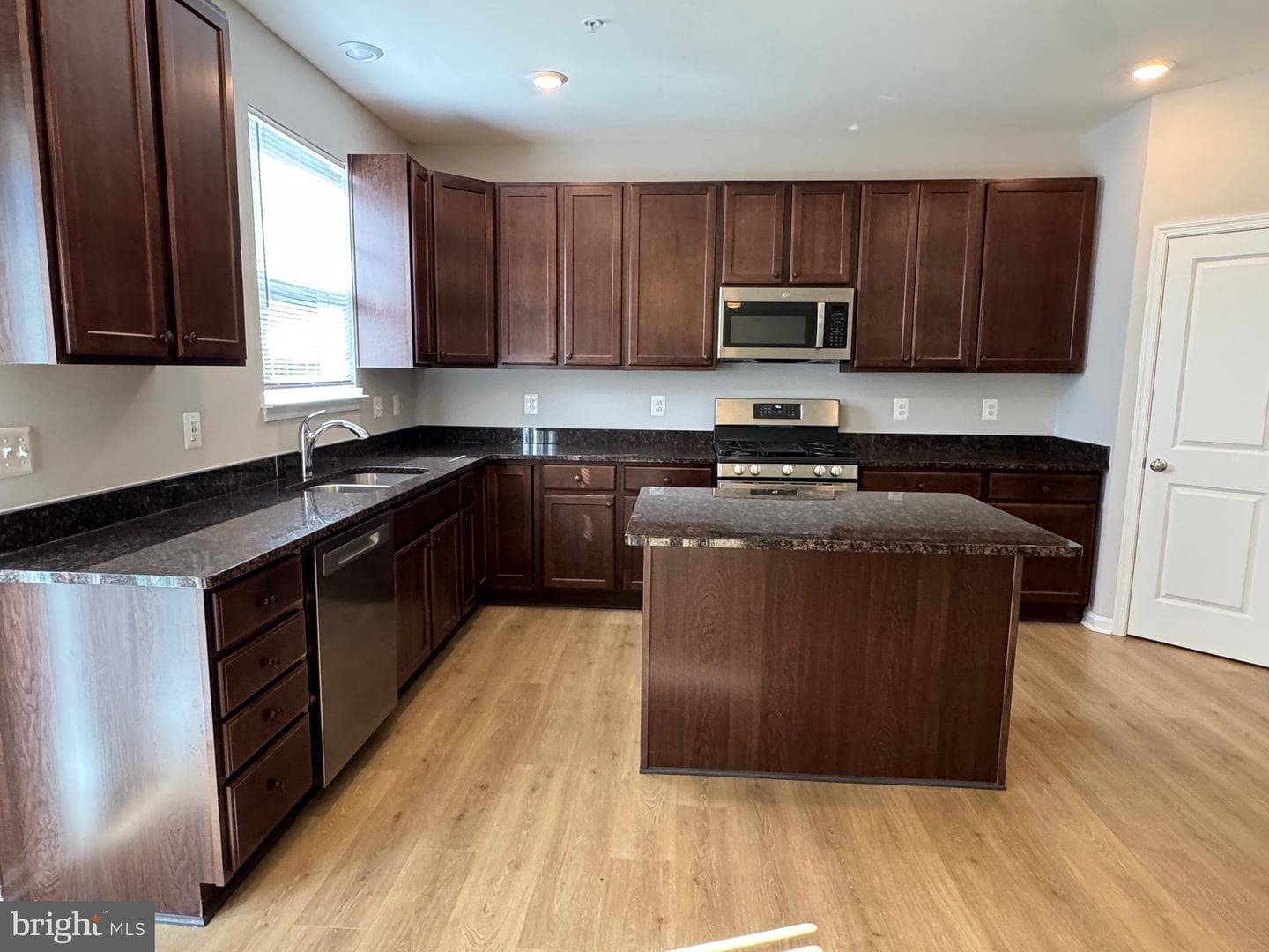 101 Albemarle Court photo 11