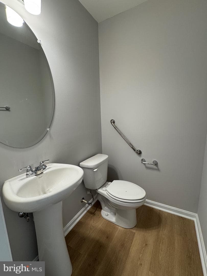 101 Albemarle Court photo 16