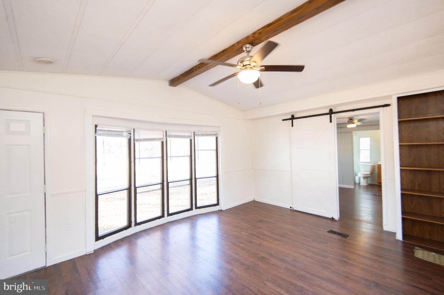 6532 Pine Top Road photo 3