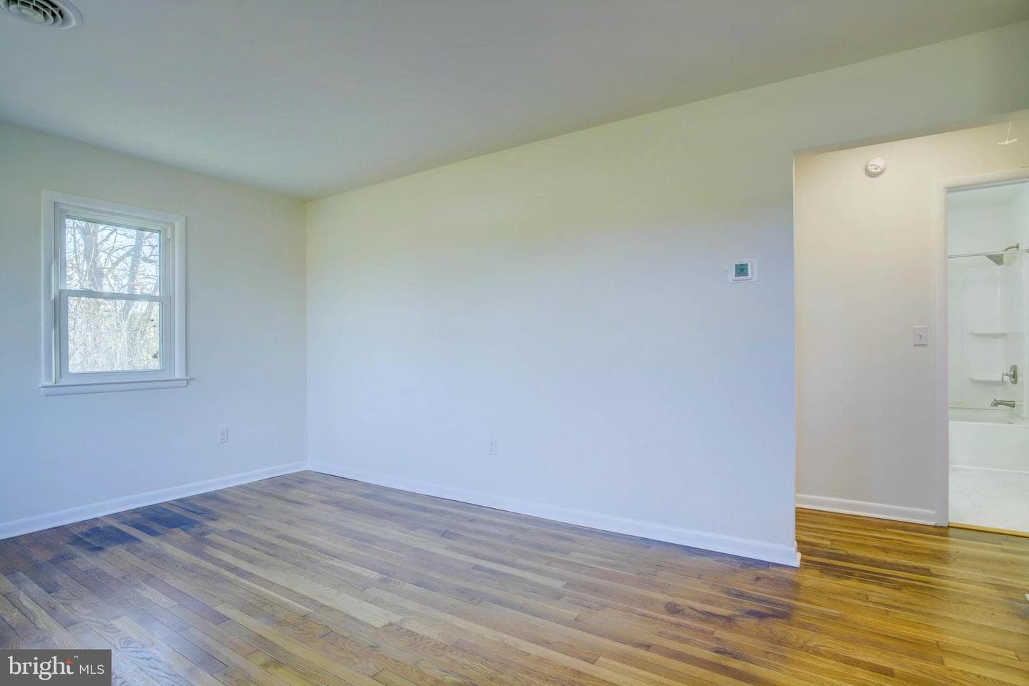 2229 Hudson Road photo 10