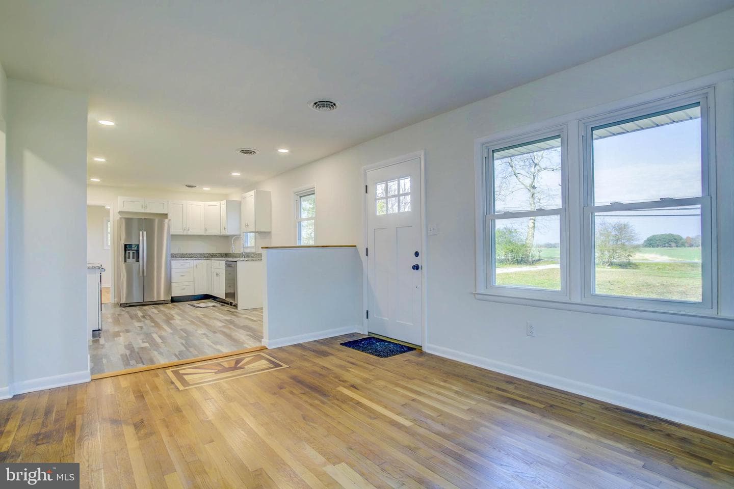 2229 Hudson Road photo 11