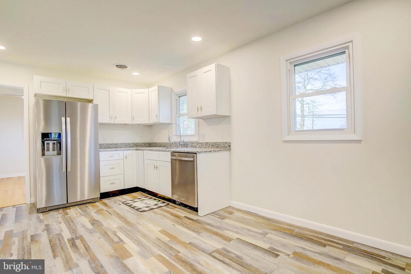 2229 Hudson Road photo 14
